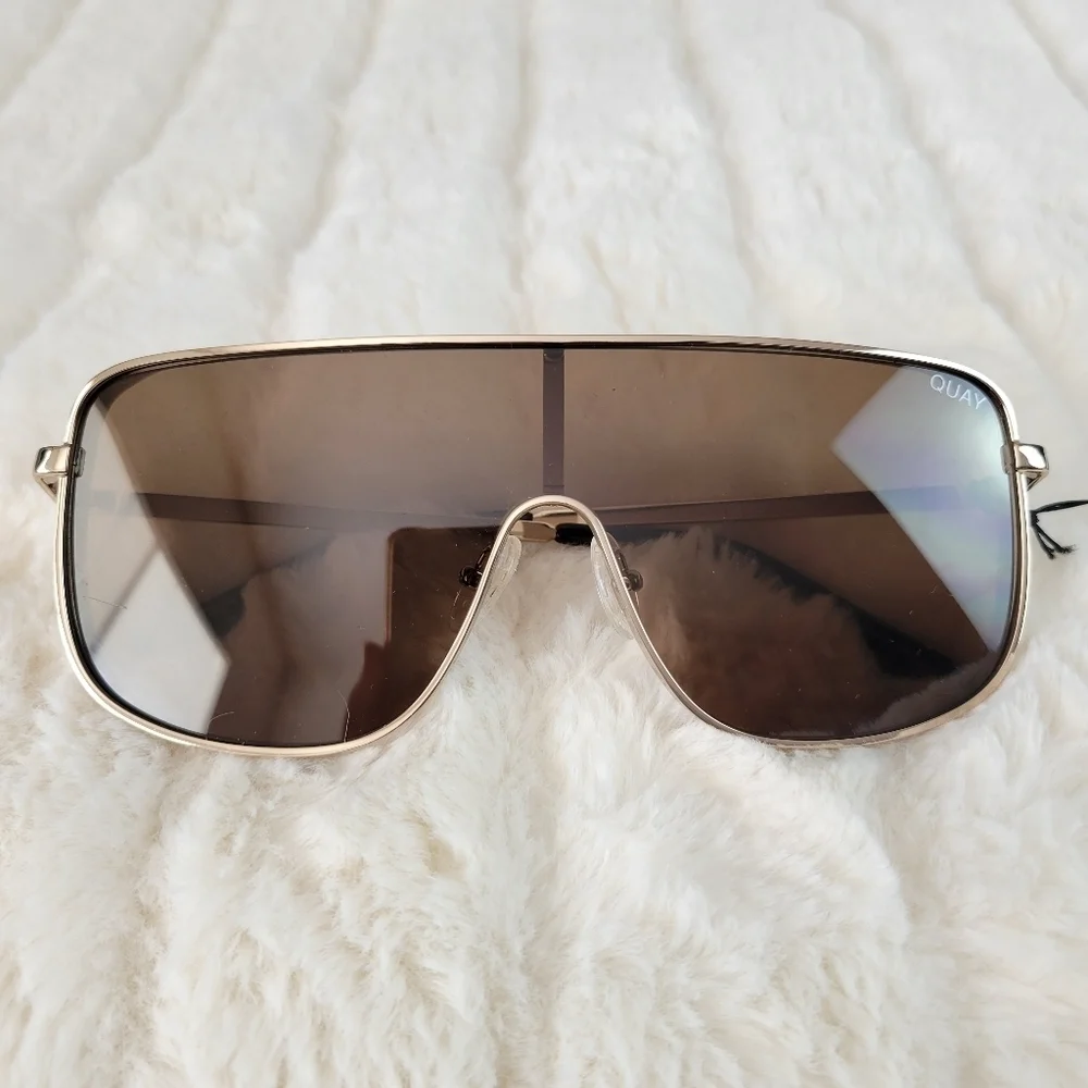QUAY // ltd ed kylie jenner collab gold frame brown lens shield sunglasses